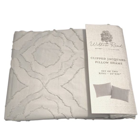 Willow Road Bedding Willow Road King Clipped Jacquard Gray Pillow